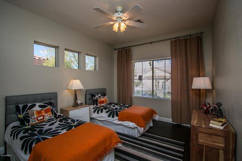 5243 E Patrick Ln, Phoenix, AZ 85054 photo 9