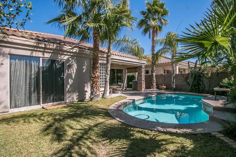 5243 E Patrick Ln, Phoenix, AZ 85054 photo 4