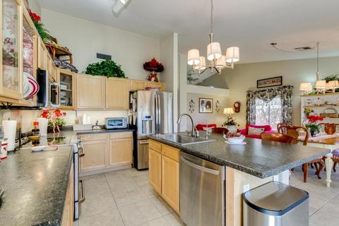 211 E Jasper Ct, Gilbert, AZ 85296 photo 12