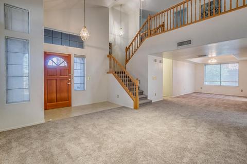 4701 E Thunderhill Pl, Phoenix, AZ 85044 photo 2
