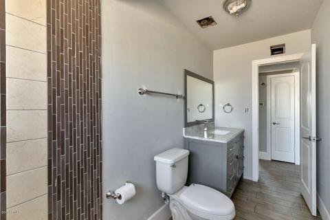 2235 E Sandra Ter, Phoenix, AZ 85022 photo 11