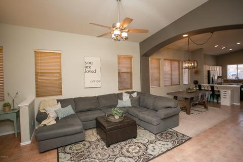 4034 E Wagon Cir, Gilbert, AZ 85297 photo 5
