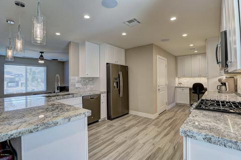 4155 E Alan Ln, Phoenix, AZ 85028 photo 9