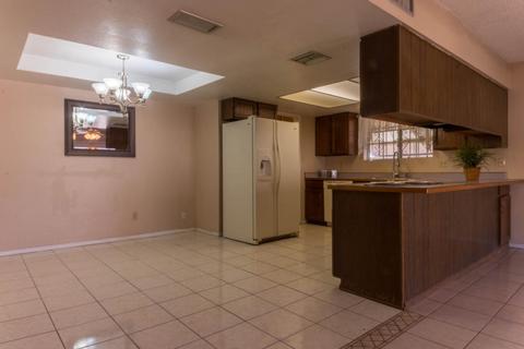 2136 W Devonshire St, Mesa, AZ 85201 photo 5