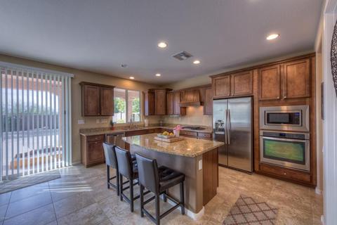 3607 E Abraham Ln, Phoenix, AZ 85050 photo 6