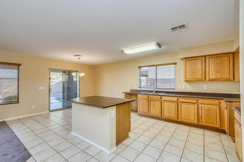 2918 W Carson Rd, Phoenix, AZ 85041 photo 4