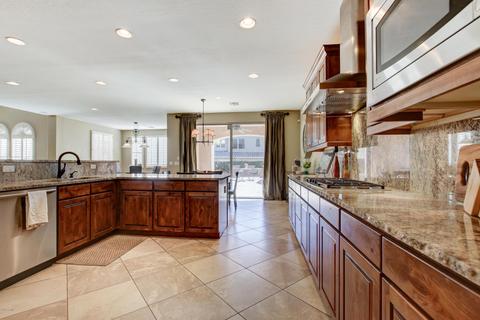 3953 E Sandpiper Dr, Phoenix, AZ 85050 photo 15