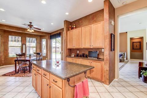2832 E Stottler Ct, Gilbert, AZ 85296 photo 10