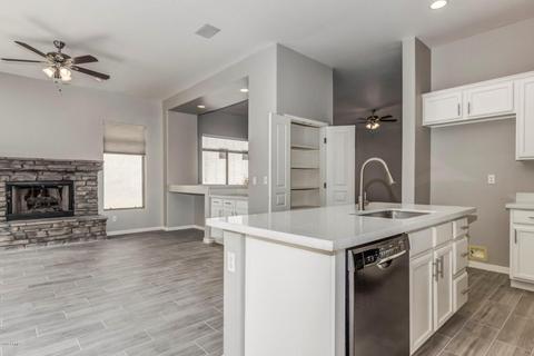 3907 E Carson Rd, Phoenix, AZ 85042 photo 9