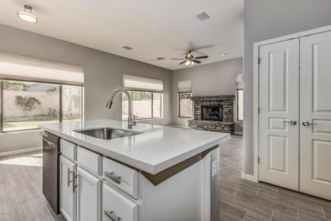3907 E Carson Rd, Phoenix, AZ 85042 photo 10