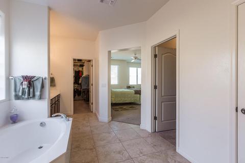 7681 S Debra Dr, Gilbert, AZ 85298 photo 16