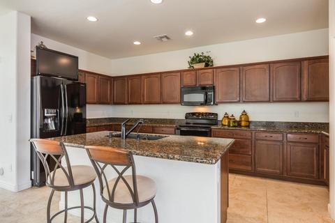 7681 S Debra Dr, Gilbert, AZ 85298 photo 5