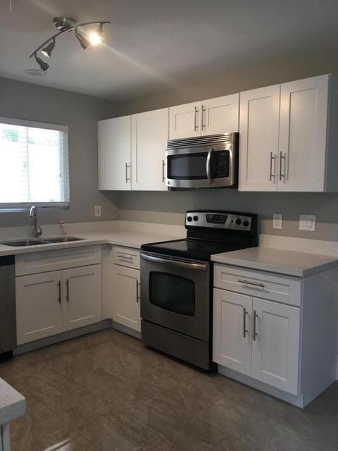 3221 W Becker Ln, Phoenix, AZ 85029 photo 4