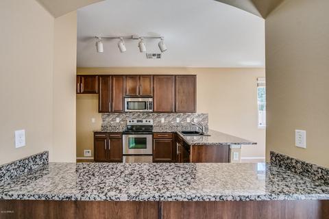 2241 E Pecan Rd, Phoenix, AZ 85040 photo 5