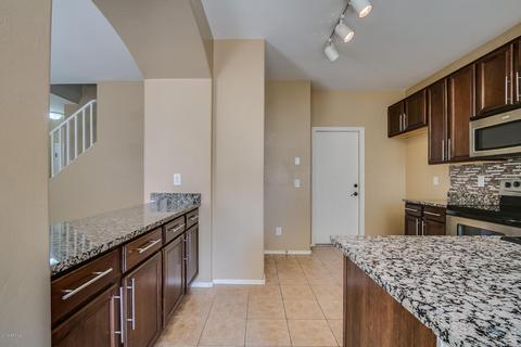 2241 E Pecan Rd, Phoenix, AZ 85040 photo 7