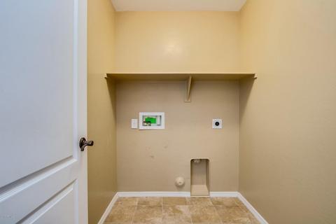 2241 E Pecan Rd, Phoenix, AZ 85040 photo 29