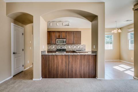 2241 E Pecan Rd, Phoenix, AZ 85040 photo 4