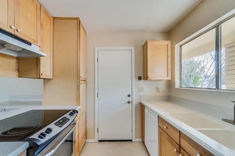 4232 E Darrel Rd, Phoenix, AZ 85042 photo 2