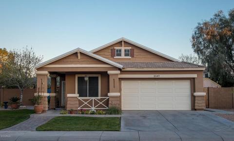 2597 E Ivanhoe Ct, Gilbert, AZ 85295 photo 1