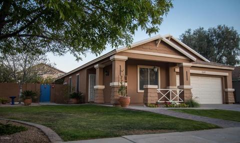 2597 E Ivanhoe Ct, Gilbert, AZ 85295 photo 2