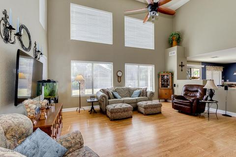 387 E Mesquite St, Gilbert, AZ 85296 photo 7