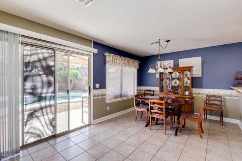 387 E Mesquite St, Gilbert, AZ 85296 photo 10