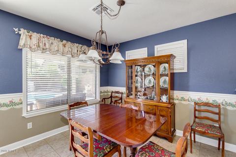 387 E Mesquite St, Gilbert, AZ 85296 photo 11