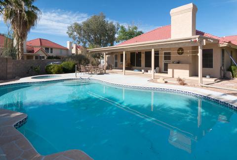 314 S Quail Ln, Gilbert, AZ 85233 photo 4