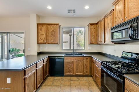 4526 E Del Rio St, Gilbert, AZ 85295 photo 5