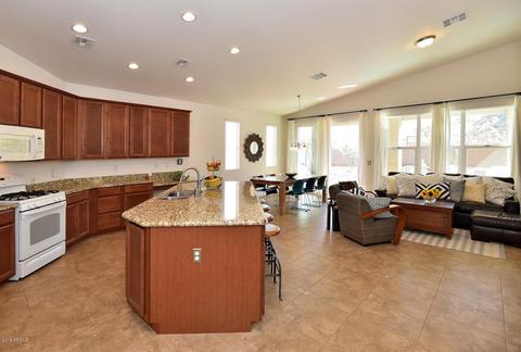 10109 S 6th Pl, Phoenix, AZ 85042 photo 14