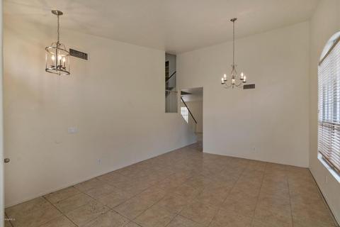 1442 E Comstock Dr, Gilbert, AZ 85296 photo 4