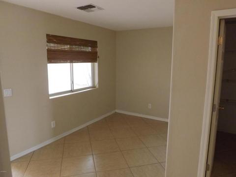 350 S Main Dr, Apache Junction, AZ 85120 photo 2