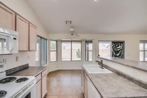 906 E Gary Ln, Phoenix, AZ 85042 photo 8