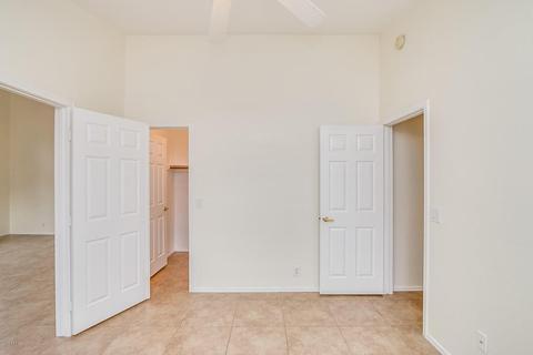 906 E Gary Ln, Phoenix, AZ 85042 photo 4