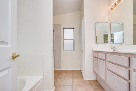 906 E Gary Ln, Phoenix, AZ 85042 photo 13