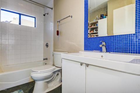 5821 N 46th Pl, Phoenix, AZ 85018 photo 13