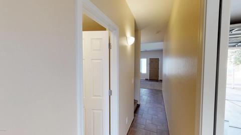 2717 E Schiliro Cir, Phoenix, AZ 85032 photo 8
