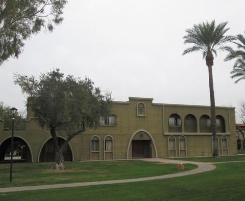 2872 E Clarendon Ave, Phoenix, AZ 85016 photo 3