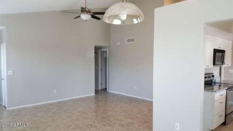 3901 E Graythorn St, Phoenix, AZ 85044 photo 4