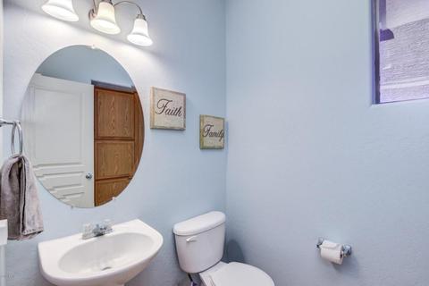 1975 E Del Rio St, Gilbert, AZ 85295 photo 9