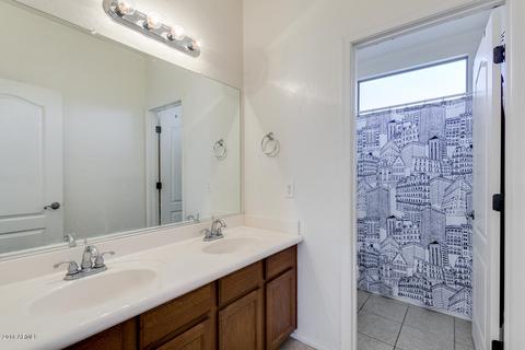 3893 S Cricket Dr, Gilbert, AZ 85297 photo 19