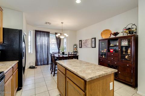 3893 S Cricket Dr, Gilbert, AZ 85297 photo 9