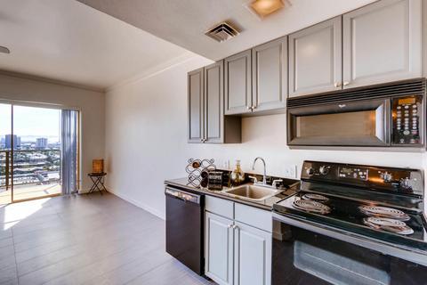 4750 N Central Ave #17E, Phoenix, AZ 85012 photo 4