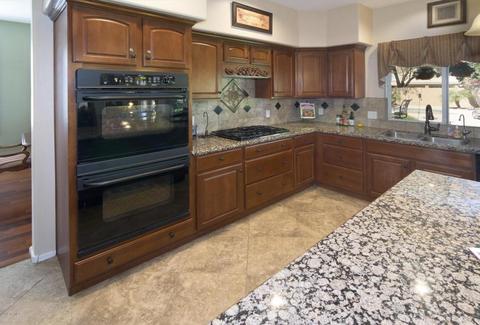 2082 E Amber Ln, Gilbert, AZ 85296 photo 11