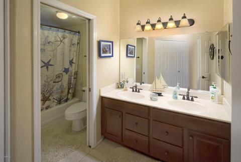 2082 E Amber Ln, Gilbert, AZ 85296 photo 34