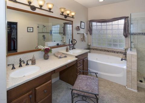2082 E Amber Ln, Gilbert, AZ 85296 photo 26