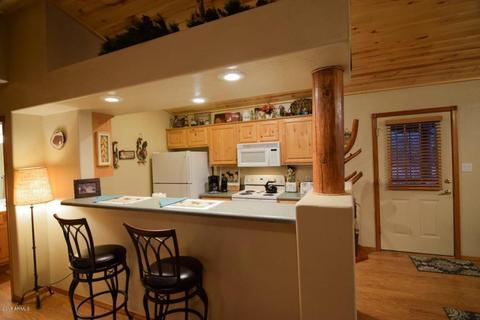 2640 Lodge Loop, Overgaard, AZ 85933 photo 9
