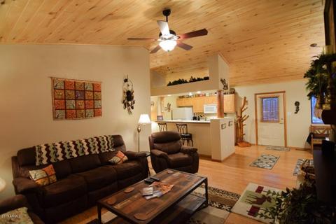 2640 Lodge Loop, Overgaard, AZ 85933 photo 4