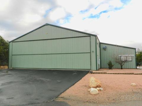 2364 Hangar Row, Overgaard, AZ 85933 photo 2