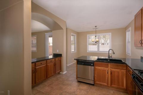 2330 E Pecan Rd, Phoenix, AZ 85040 photo 12